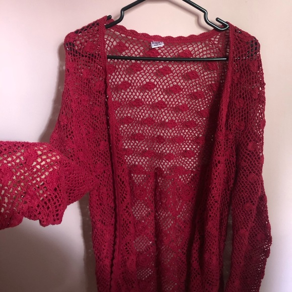 BOBBY’s Embroided red vest - Picture 4 of 5